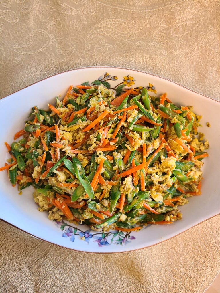 orak arik, stir fried eggs with green beans and carrots